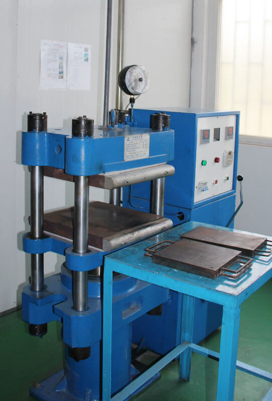 plate-vulcanizing-press